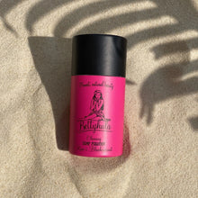 Load image into Gallery viewer, Bettyhula Dry Soap Powder For Hands Rum & Blackcurrant