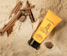 Load image into Gallery viewer, Bettyhula Hand Cream Champagne & Spice