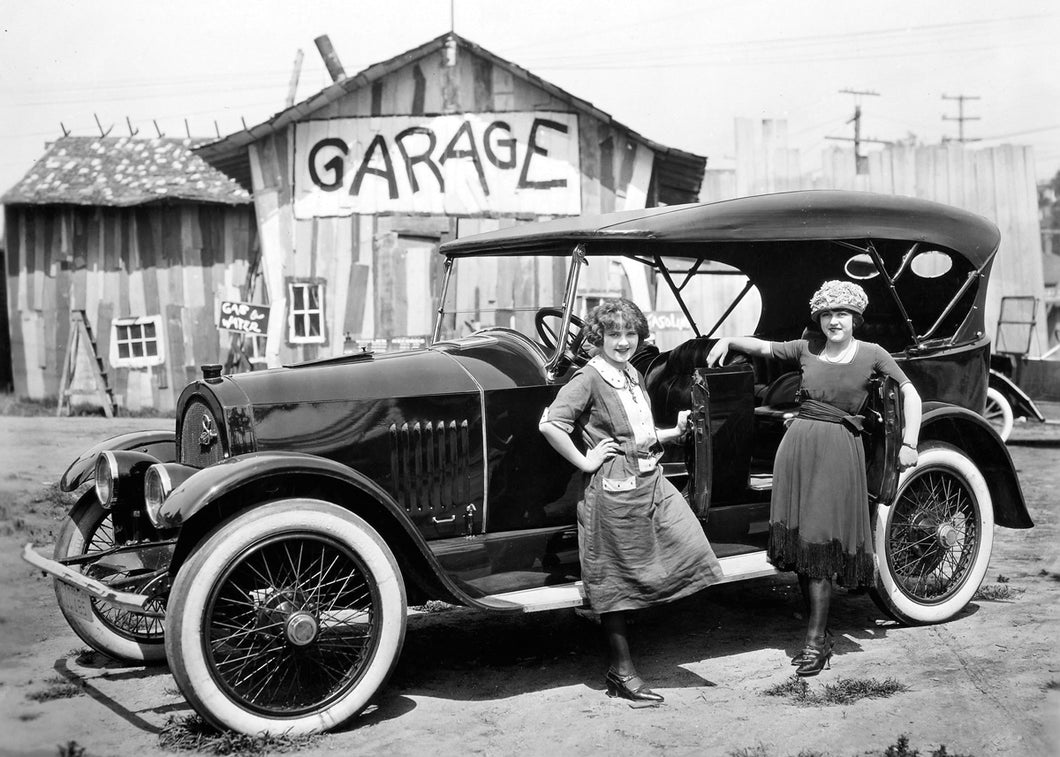 Black & White Ladies At Garage Card