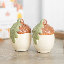 Load image into Gallery viewer, Acorn Salt &amp; Pepper Set
