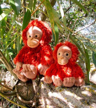 Load image into Gallery viewer, All Creatures Maximus Orangutan Keyring
