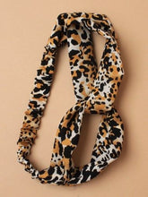 Load image into Gallery viewer, Leopard Print Hairband
