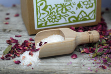 Load image into Gallery viewer, Agnes &amp; Cat Bath Salts Lemon, Ginger &amp; Orange Oils
