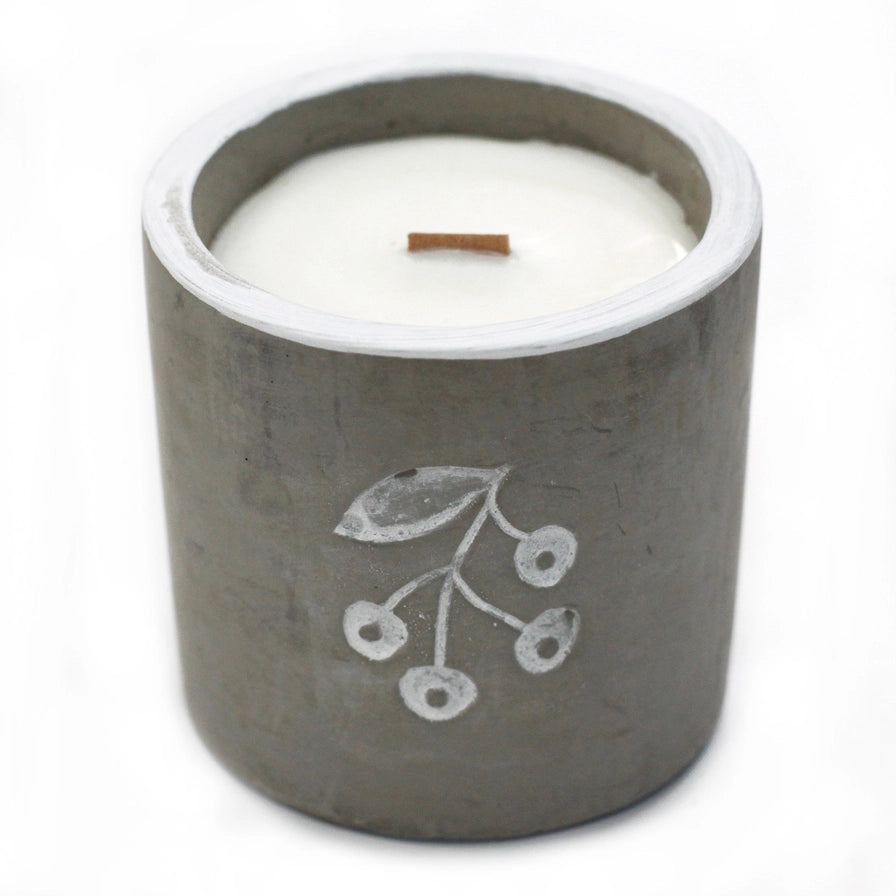 Concrete Soy Candle Berries Juniper & Sweet Gin