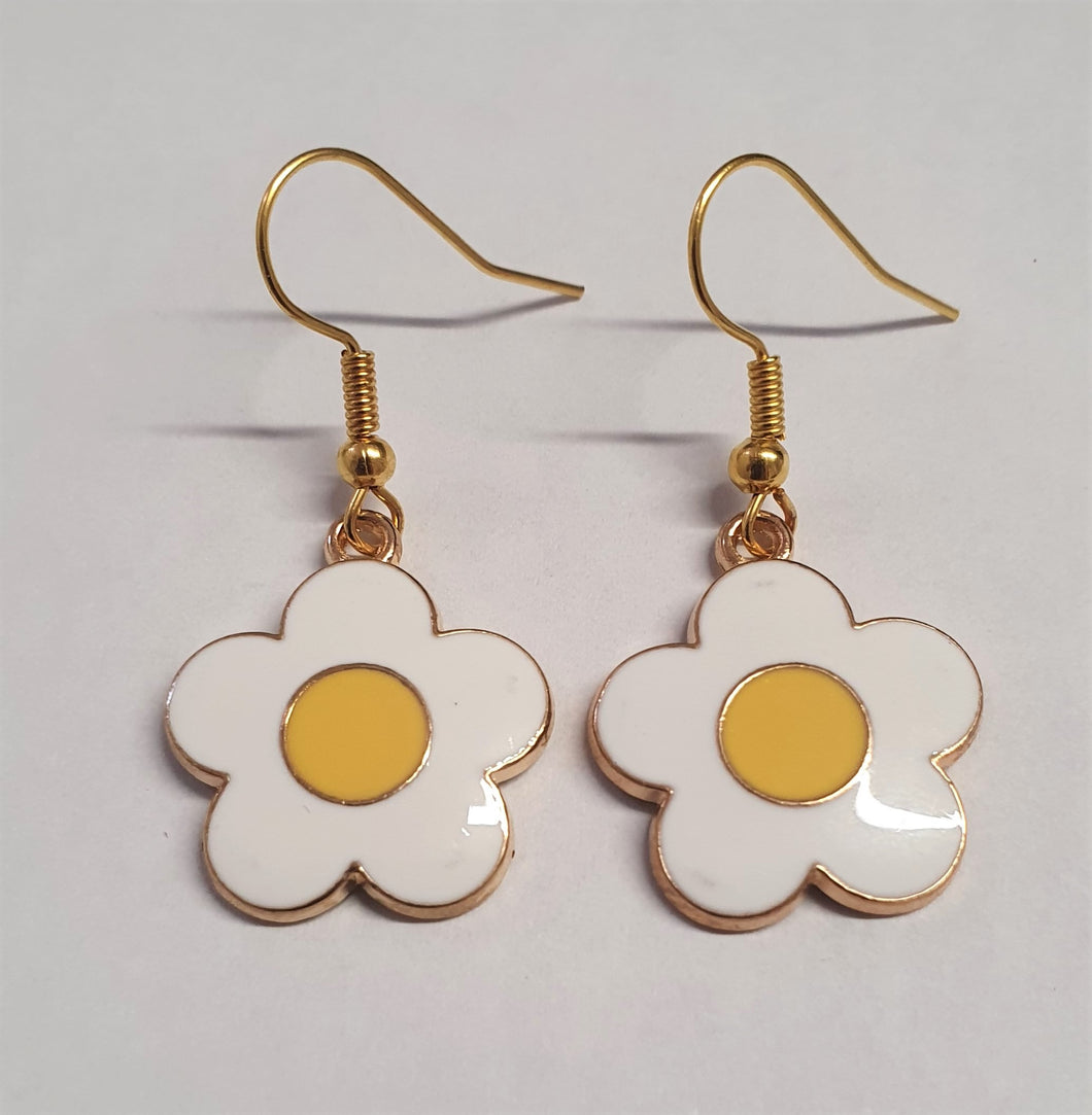 Enamel Daisy Retro Drop Earrings
