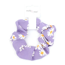 Load image into Gallery viewer, Daisy Print Scrunchie

