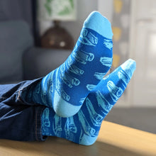 Load image into Gallery viewer, Gentleman&#39;s Emporium Cars Enamel Mug &amp; Socks Set
