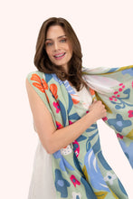 Load image into Gallery viewer, Powder Scarf Wild Flowers Lime
