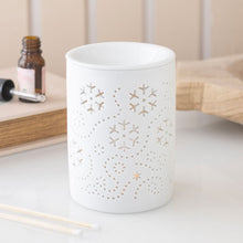 Load image into Gallery viewer, Snowflake Cut Out Oil &amp; Wax Melt Burner
