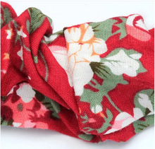 Load image into Gallery viewer, Vintage Floral Print Scrunchie Red
