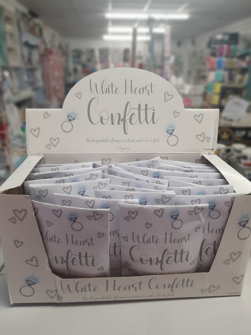 White Heart Paper Confetti Pack