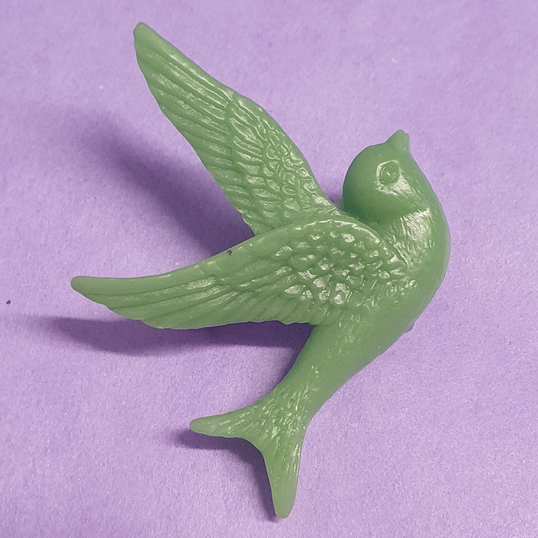 Resin Flying Bird Brooch Green