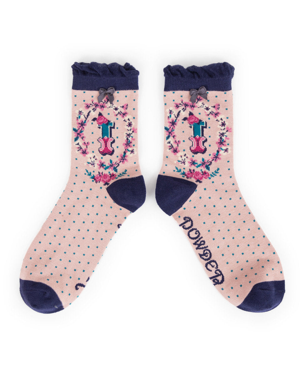 Powder Initial Socks Letter I