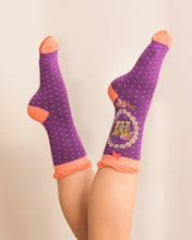 Load image into Gallery viewer, Powder Initial Socks Letter M
