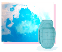 Load image into Gallery viewer, Bomb Bath Blaster Man Grenade
