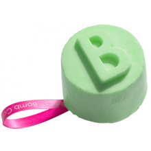 Load image into Gallery viewer, Bomb Solid Shower Gel Lime &amp; Shine
