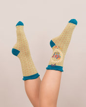 Load image into Gallery viewer, Powder Initial Socks Letter W
